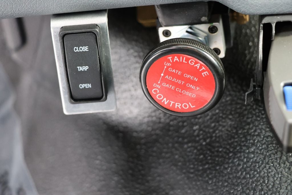 2025 Ford Super Duty F-750 Dump Body