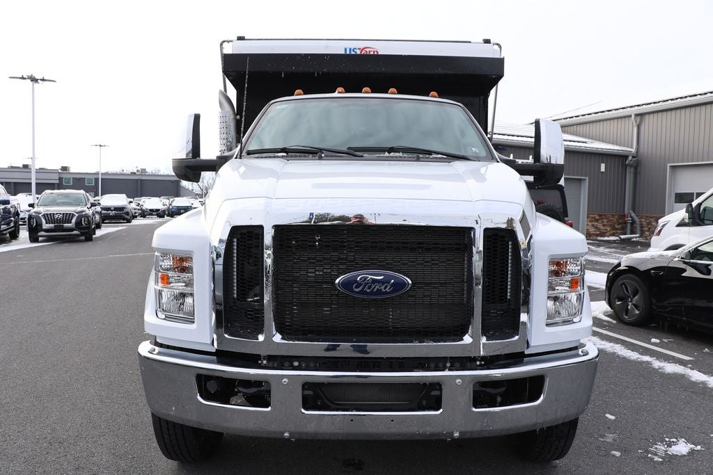 2025 Ford Super Duty F-750 Dump Body