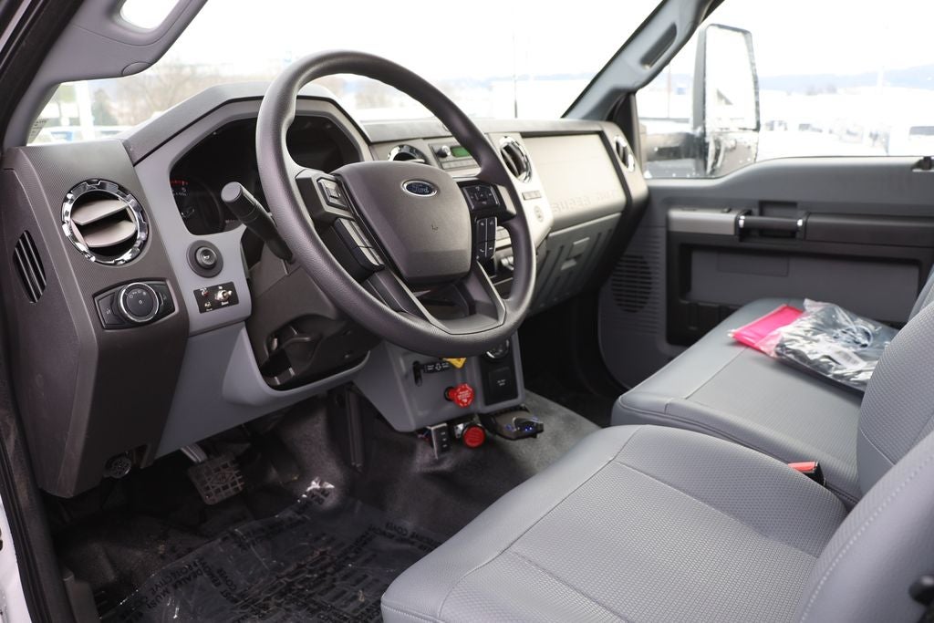 2025 Ford Super Duty F-750 Dump Body