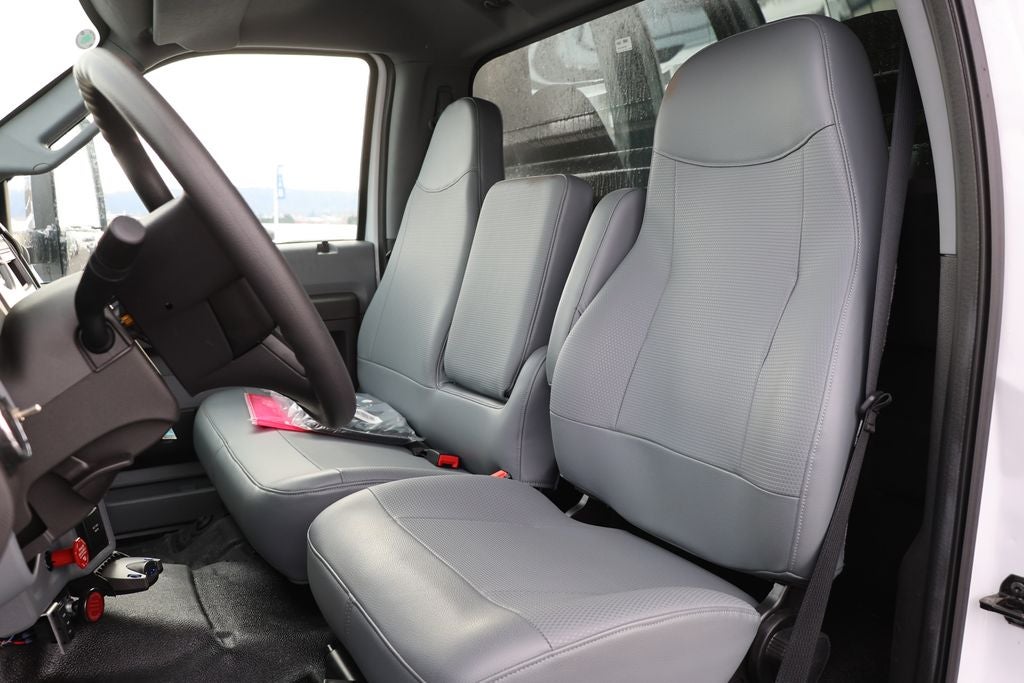 2025 Ford Super Duty F-750 Dump Body