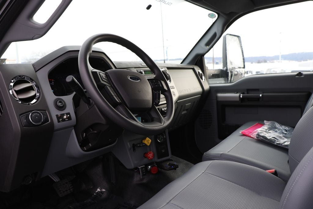 2025 Ford Super Duty F-750 Dump Body