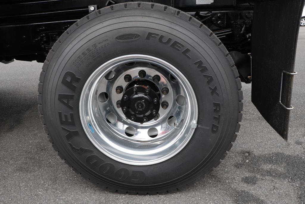 2025 Ford Super Duty F-750 Dump Body