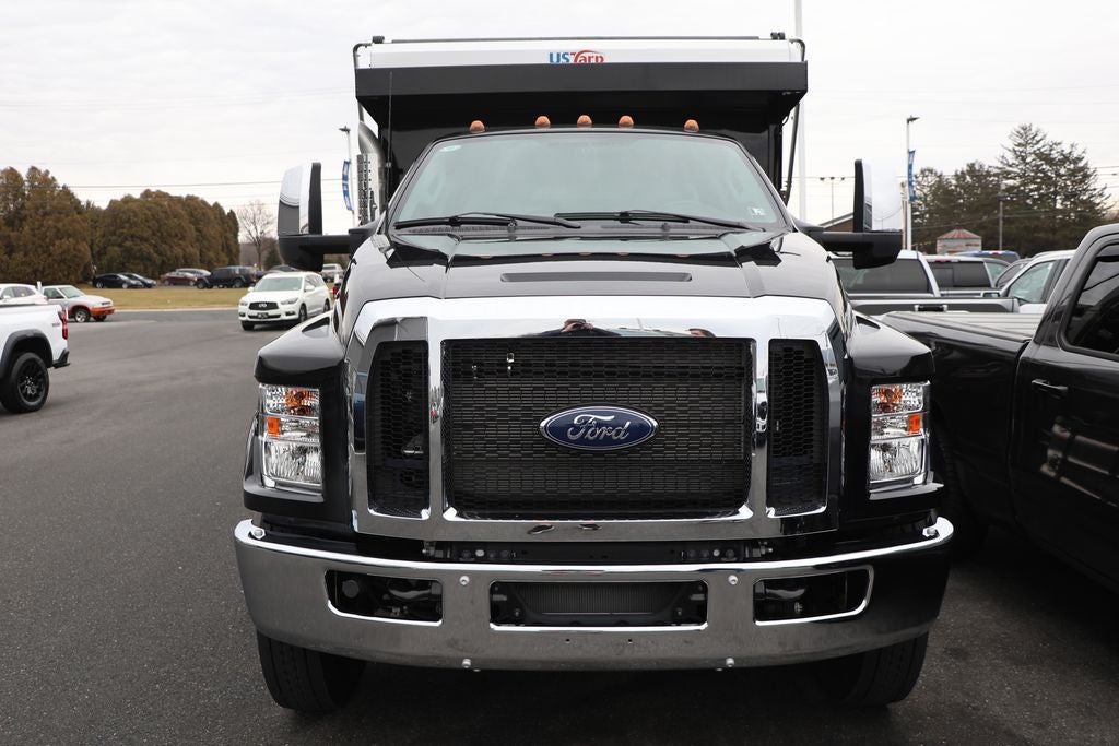 2025 Ford Super Duty F-750 Dump Body