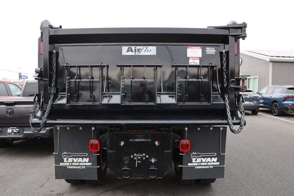 2025 Ford Super Duty F-750 Dump Body