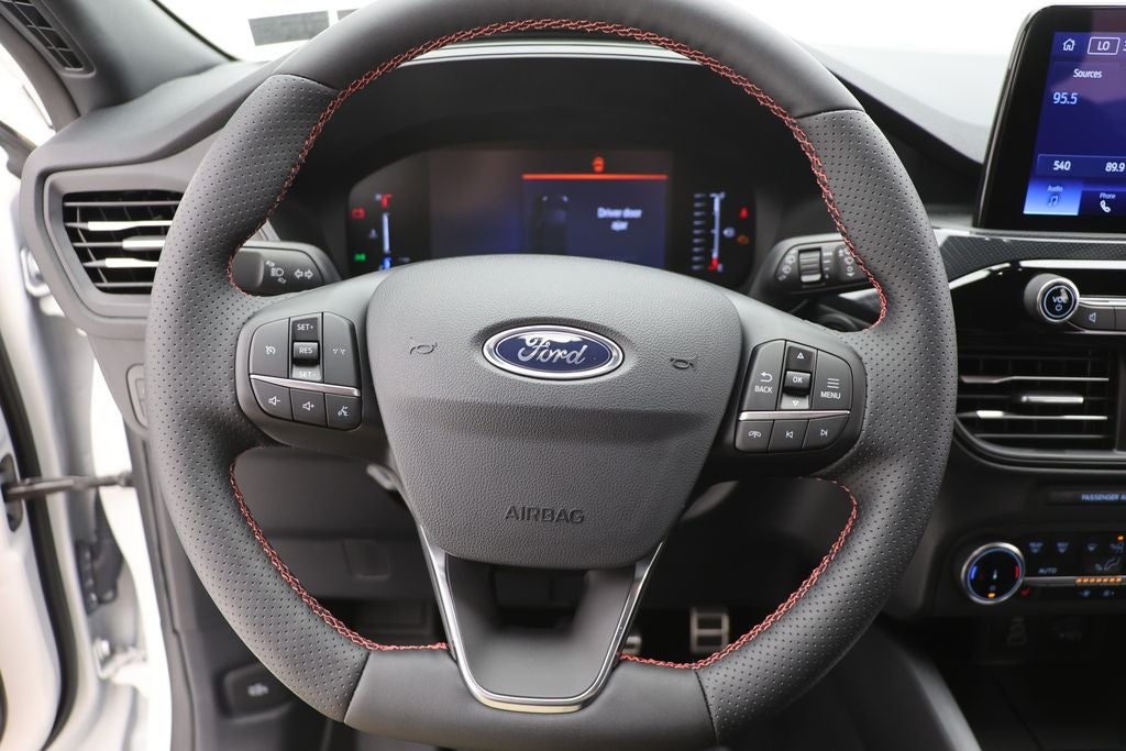 2024 Ford Escape Hybrid ST-Line