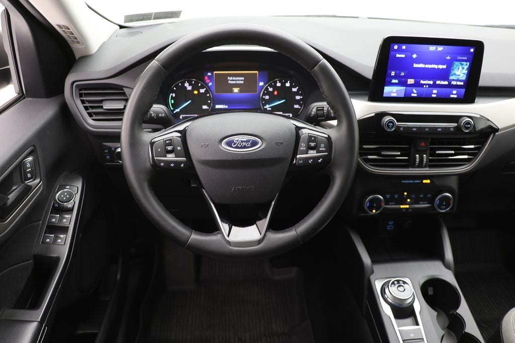 2022 Ford Escape SE Hybrid