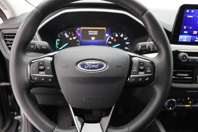 2022 Ford Escape SE Hybrid