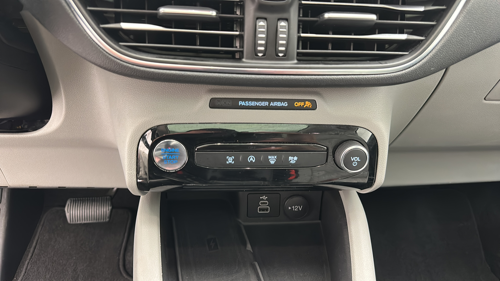 2025 Ford Escape Platinum