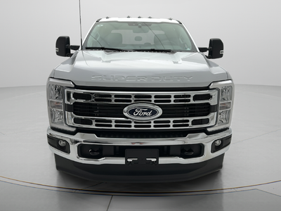 2027 Ford Super Duty F-250 XLT