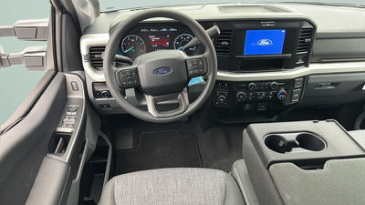 2027 Ford Super Duty F-250 XLT