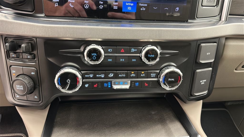 2026 Ford Super Duty F-250 Platinum