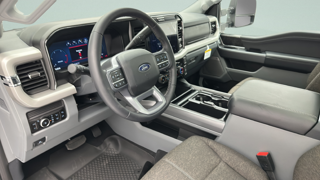 2027 Ford Super Duty F-250 XLT