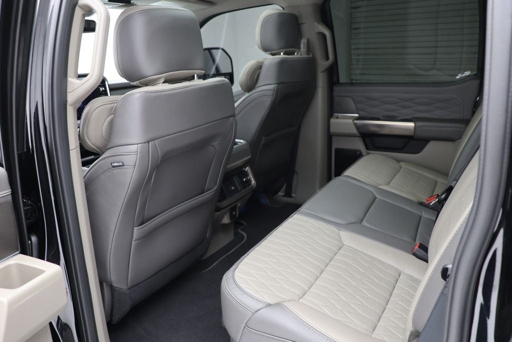 2025 Ford F-250SD Platinum