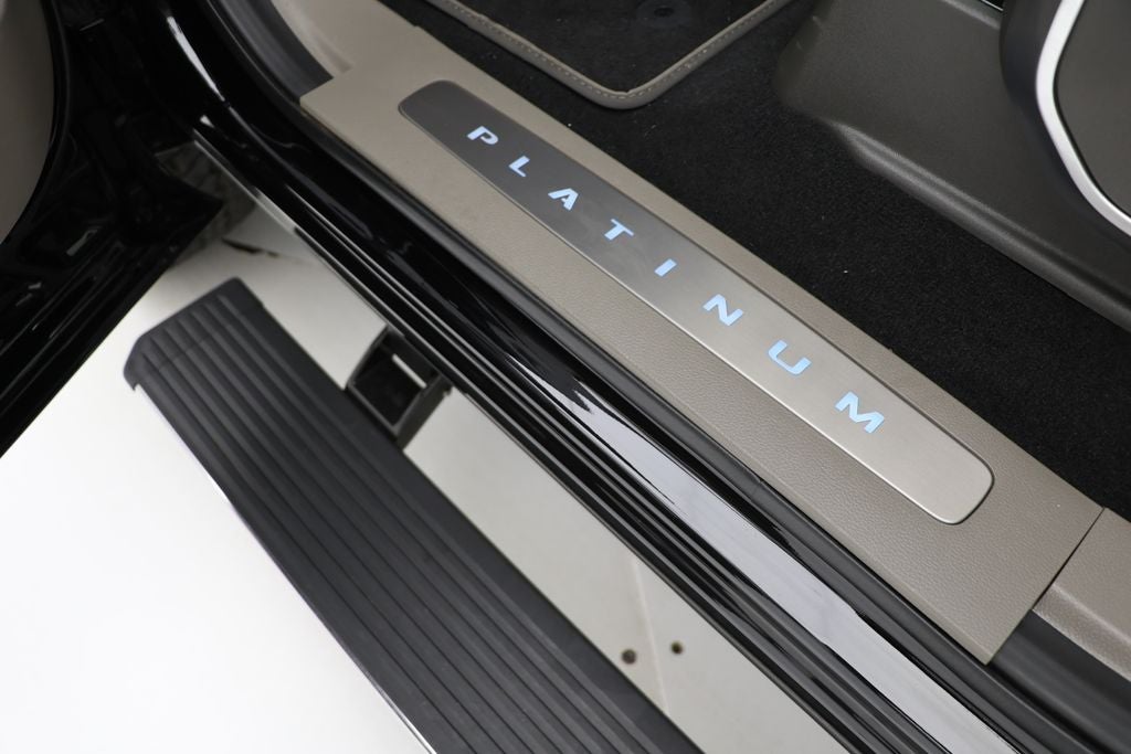 2025 Ford F-250SD Platinum