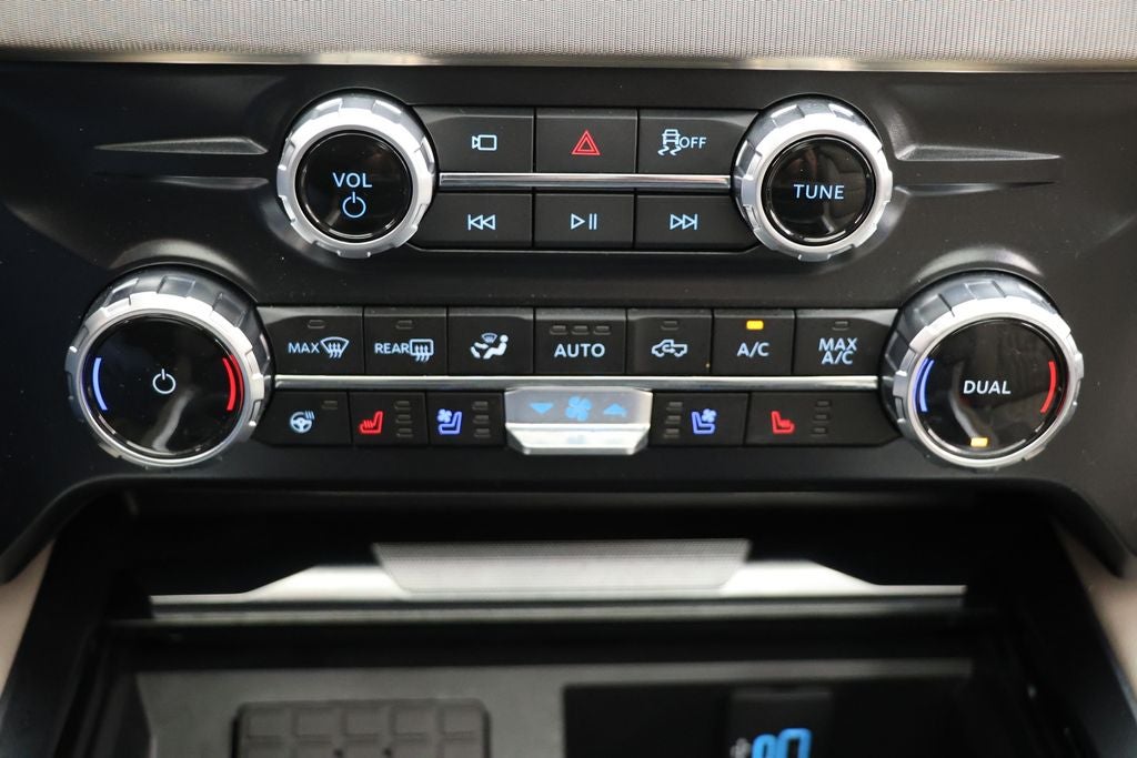 2025 Ford F-250SD Platinum