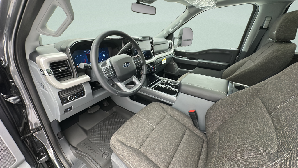 2027 Ford Super Duty F-250 XLT