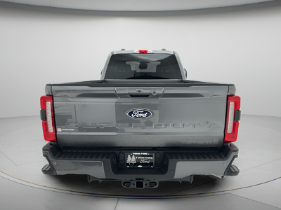 2027 Ford Super Duty F-250 XLT