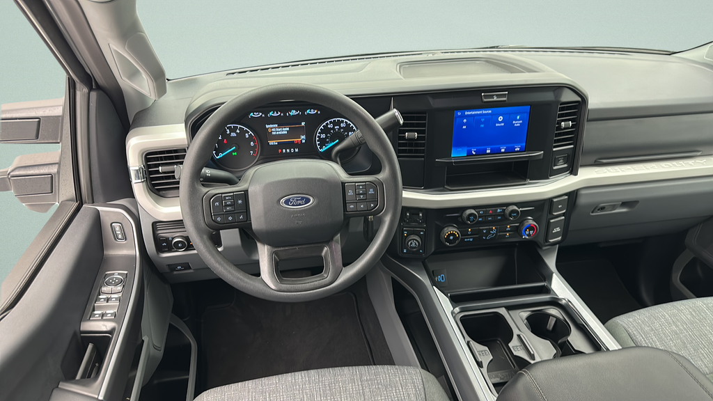 2025 Ford Super Duty F-250 XLT