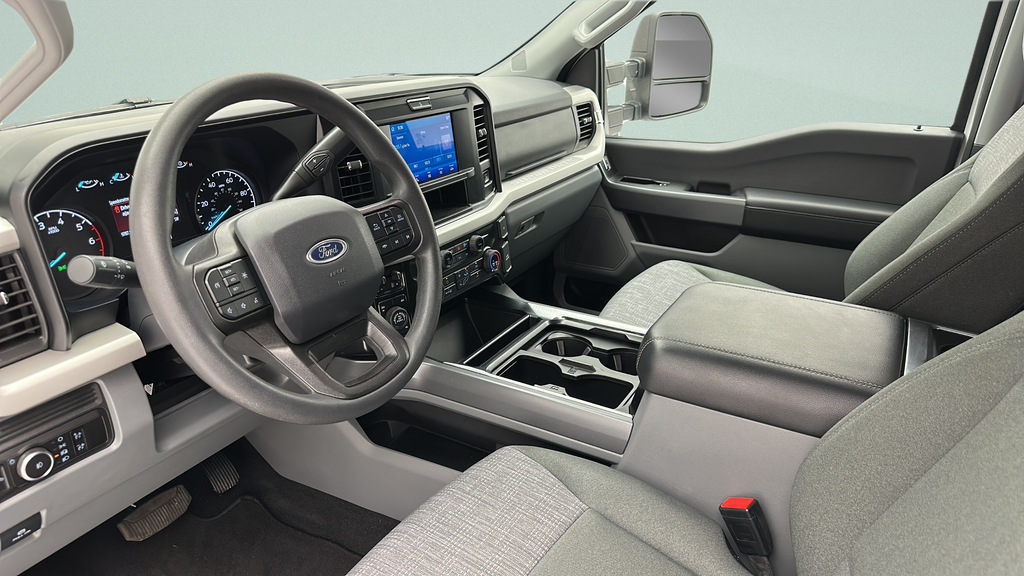 2025 Ford Super Duty F-250 XLT