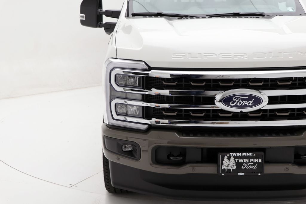 2026 Ford Super Duty F-350 King Ranch