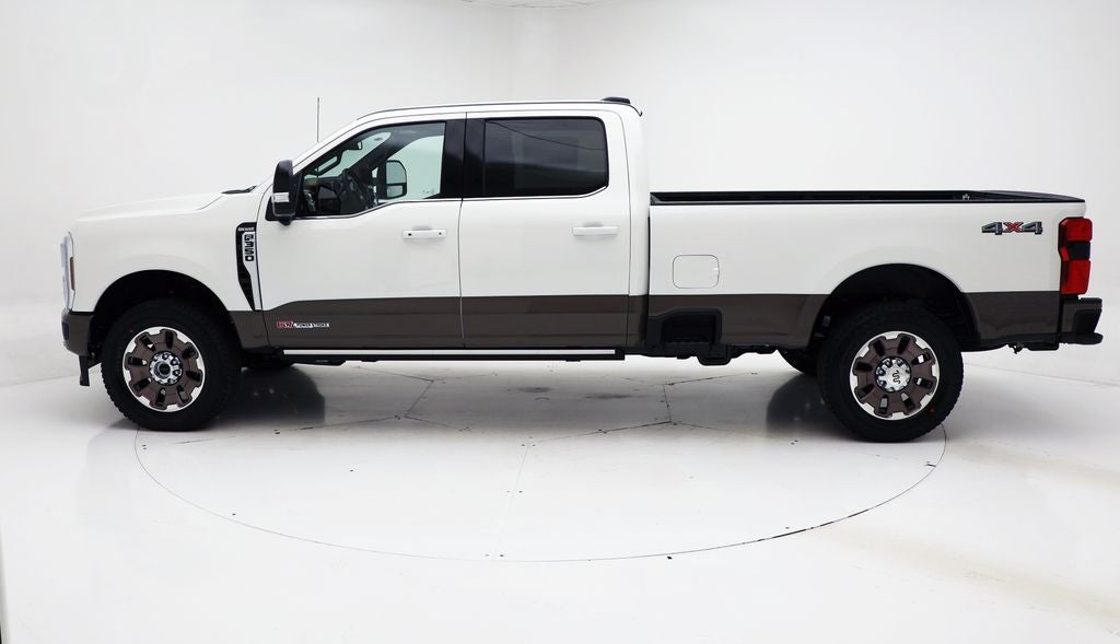 2026 Ford Super Duty F-350 King Ranch