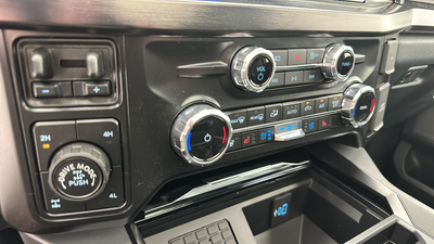 2026 Ford Super Duty F-350 Lariat