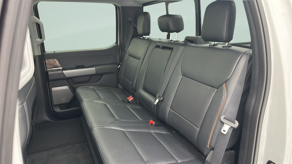 2026 Ford Super Duty F-350 Lariat