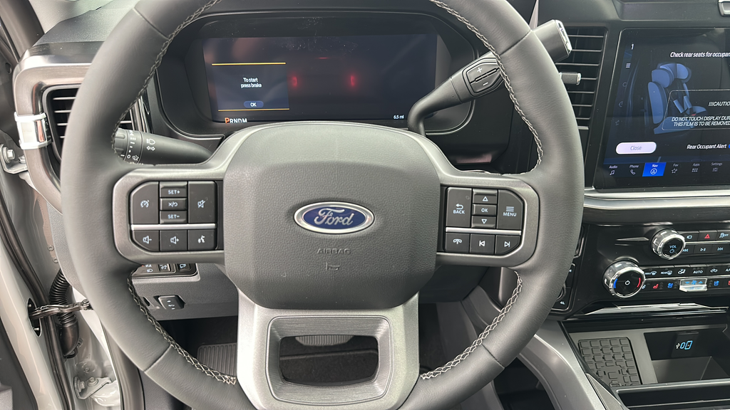 2026 Ford Super Duty F-350 Lariat