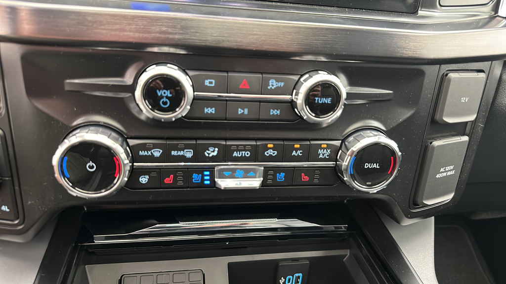 2026 Ford Super Duty F-350 Lariat