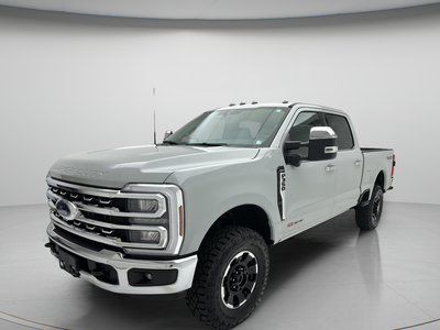 2026 Ford Super Duty F-350 Lariat