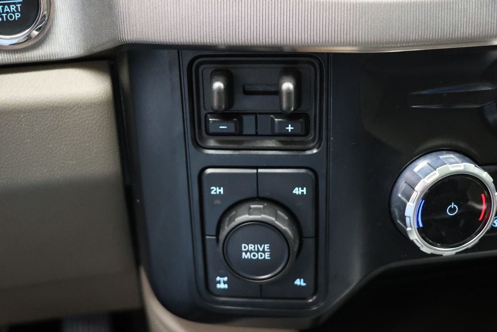 2025 Ford Super Duty F-350 Platinum