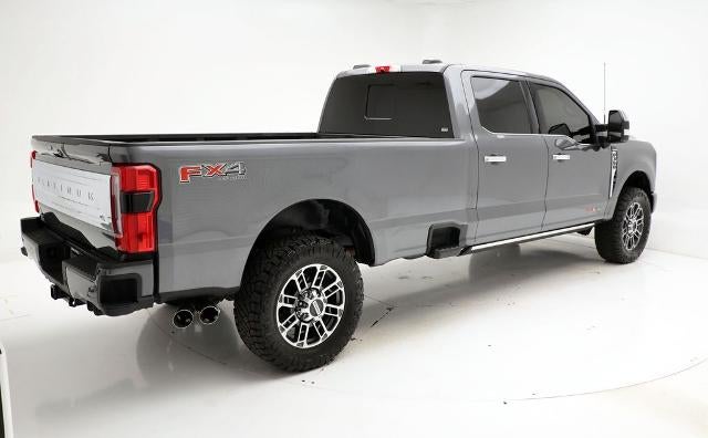 2025 Ford Super Duty F-350 Platinum
