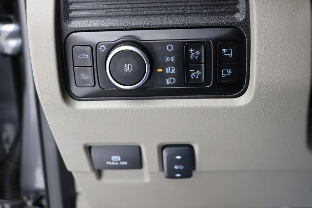 2025 Ford Super Duty F-350 Platinum