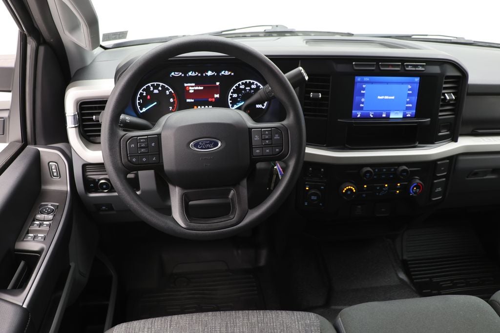 2023 Ford Super Duty F-350 XLT