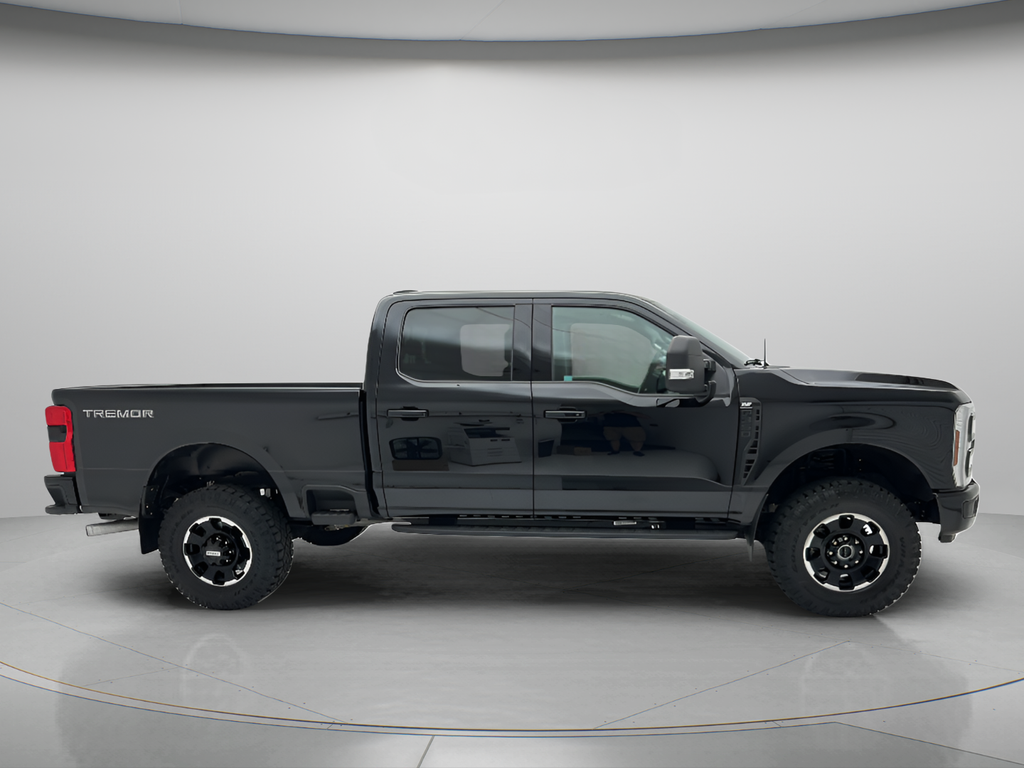 2025 Ford Super Duty F-350 XLT