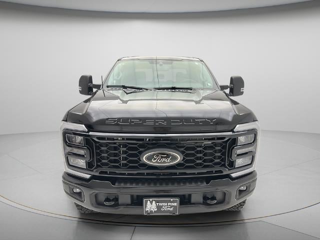2025 Ford Super Duty F-350 XLT