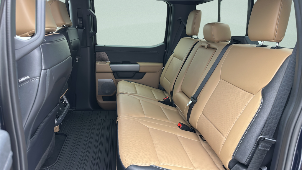 2025 Ford Super Duty F-350 Lariat
