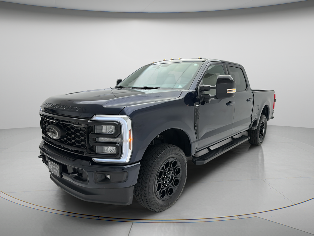 2025 Ford Super Duty F-350 Lariat