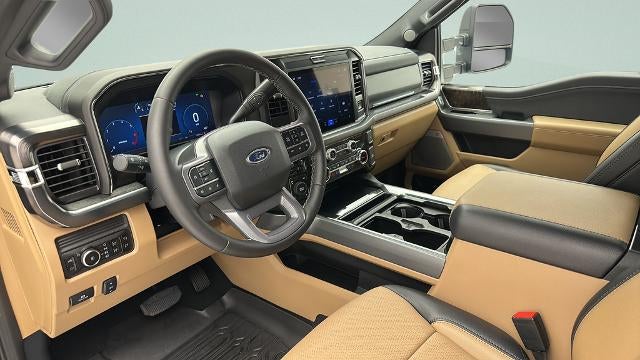 2025 Ford Super Duty F-350 Lariat