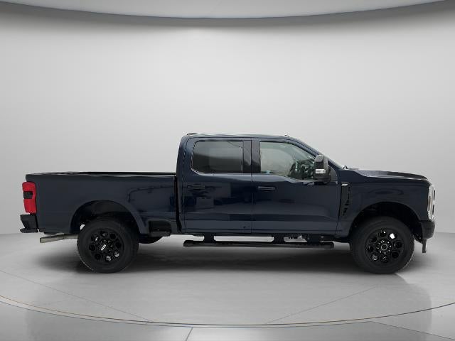 2025 Ford Super Duty F-350 Lariat