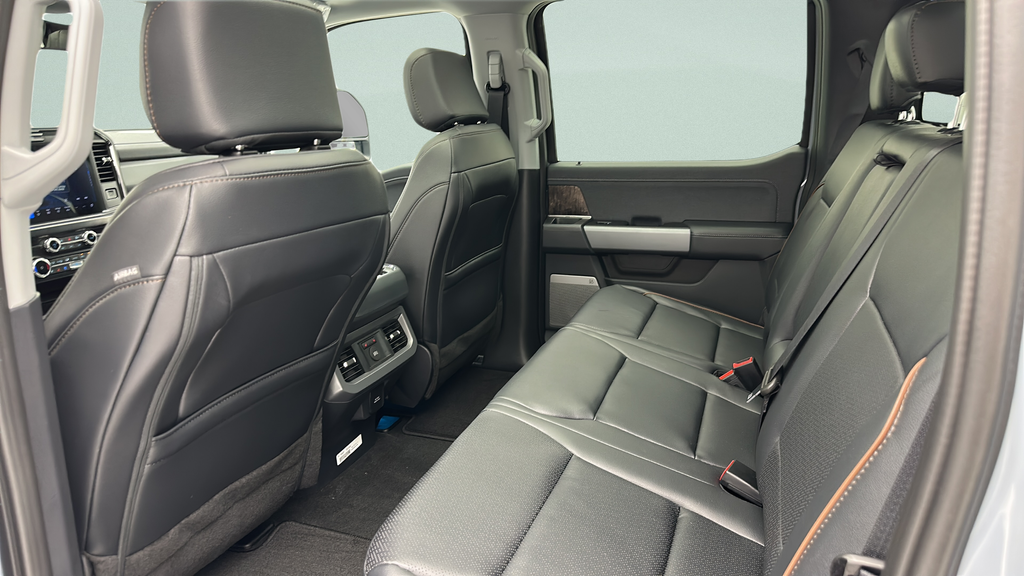2026 Ford Super Duty F-350 Lariat