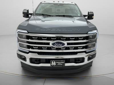 2026 Ford Super Duty F-350 Lariat