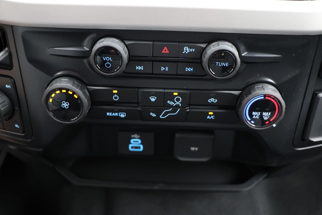 2026 Ford Super Duty F-350 XL