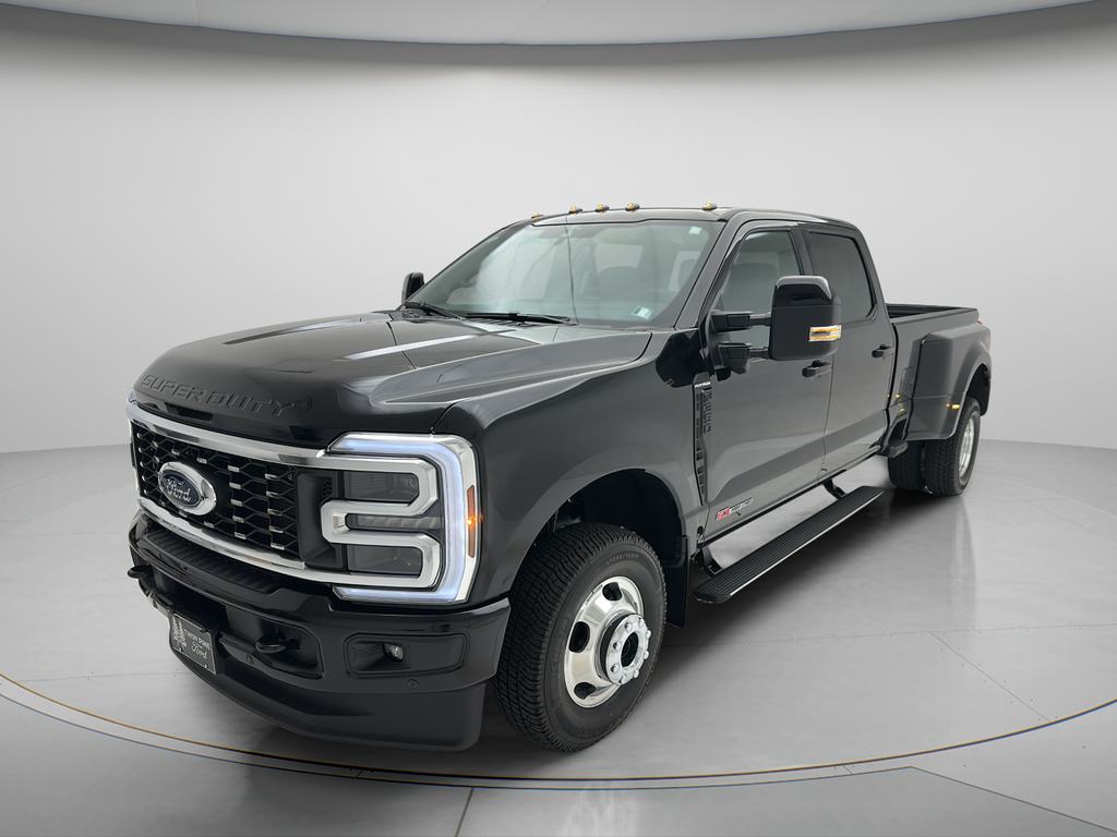 2026 Ford Super Duty F-350 Platinum DRW