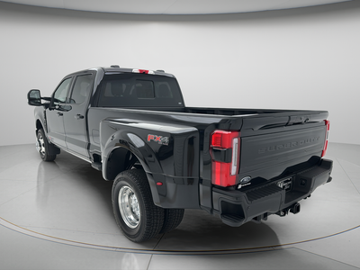 2026 Ford Super Duty F-350 Platinum DRW
