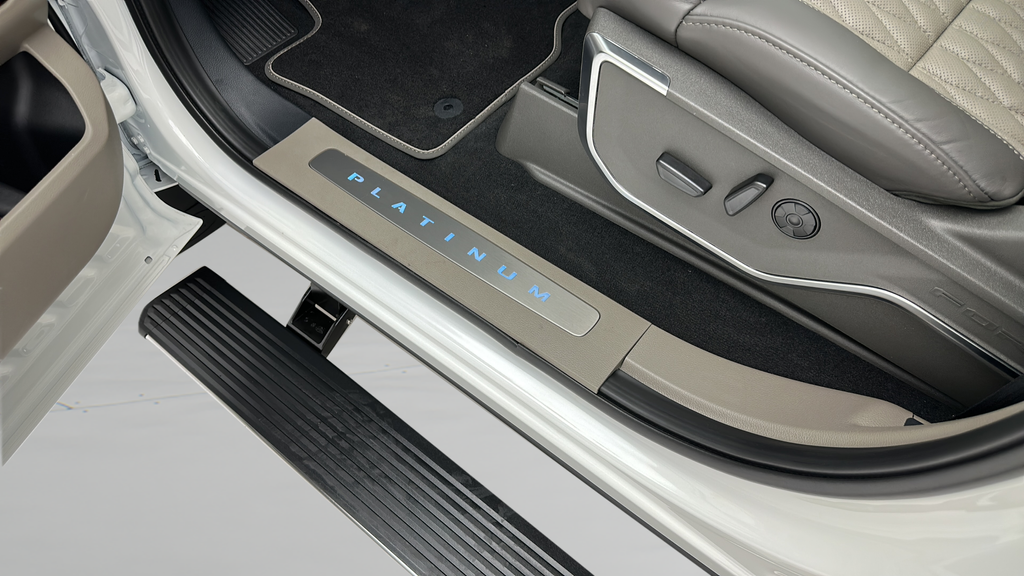 2026 Ford Super Duty F-350 Platinum DRW