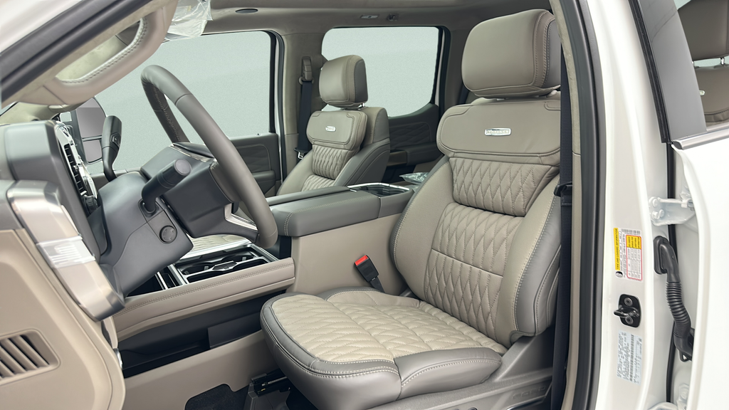 2026 Ford Super Duty F-350 Platinum DRW