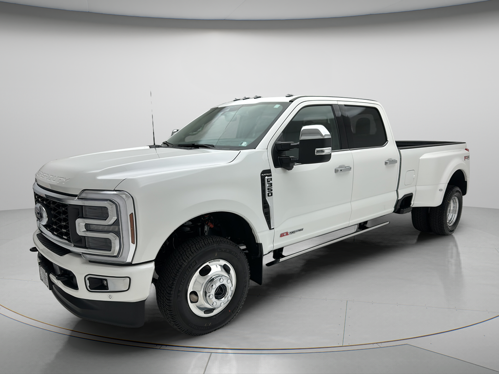 2026 Ford Super Duty F-350 Platinum DRW