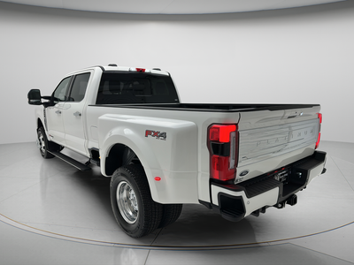 2026 Ford Super Duty F-350 Platinum DRW
