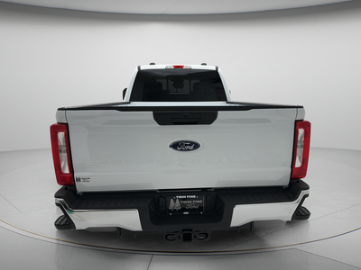 2026 Ford Super Duty F-350 XL DRW